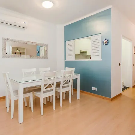 Apartament Ereira With Pool In *