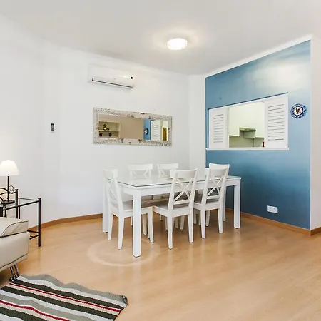 Apartament Ereira With Pool In