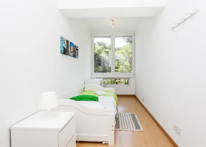 Ereira With Pool In Apartment Cascais