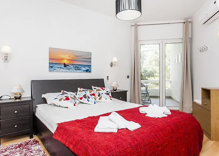 Ereira With Pool In * Cascais